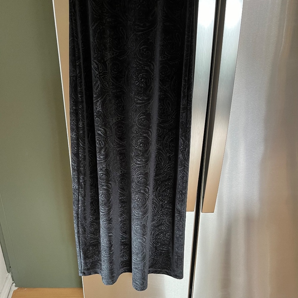 Vintage Y2K Black Velvet Le Chateau Jr. Dress - Picture 2 of 7